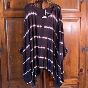 Black/White Tunic Dress